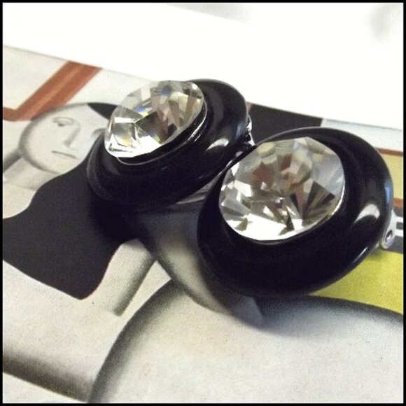 Signed Kenneth J Lane Clear Crystal Button Clip Earrings 14340 - Picture 4 of 5